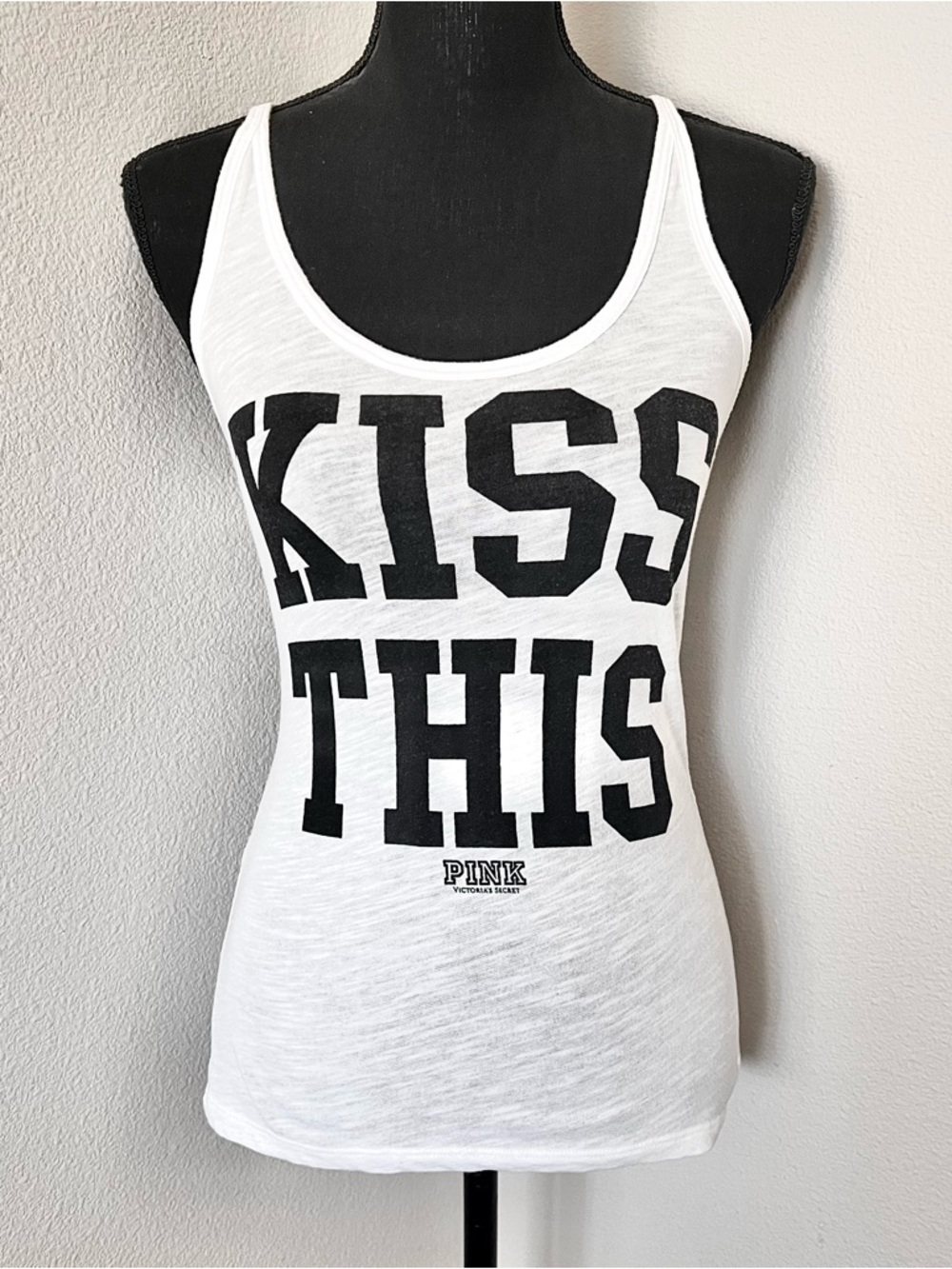 RARE EXC • VS PINK “Kiss This” Black Graphic White Sleep Tank •